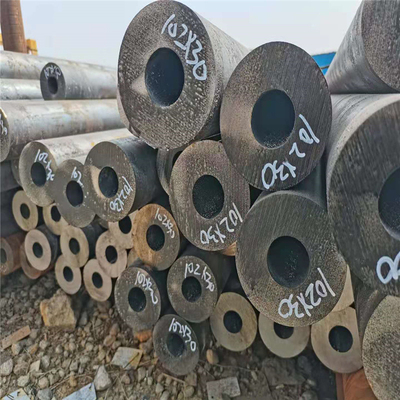 AISIカーボンつや出しの継ぎ目が無い管Apl5l A36金属によって冷間圧延されるAstm A53の鋼管